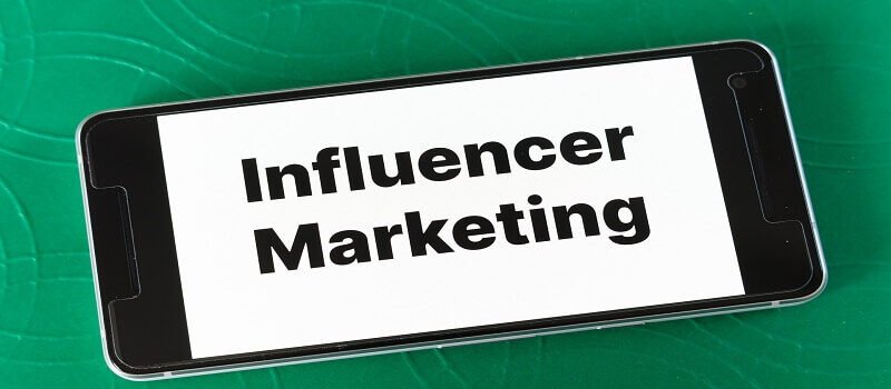 Influencer Marketing: Πώς βοηθά μία επιχείρηση | jobstoday.gr